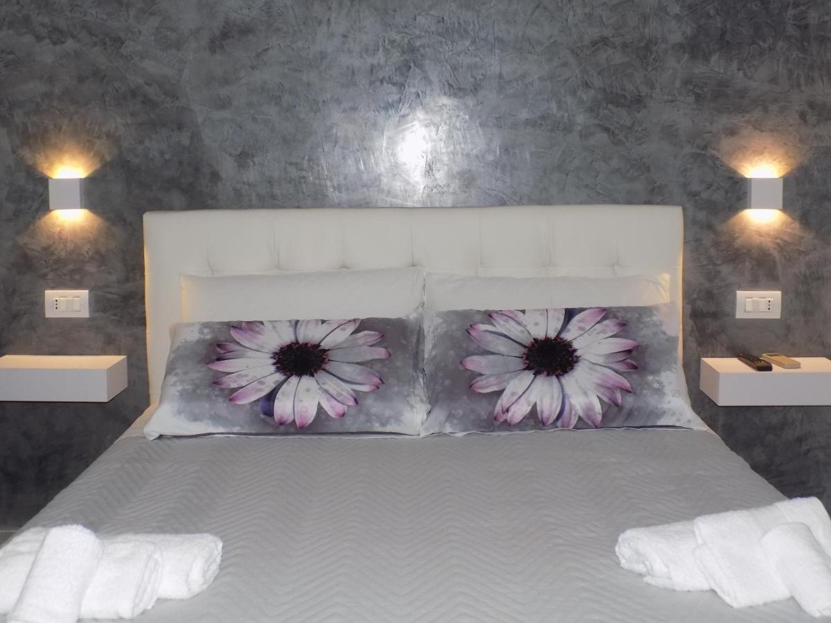 Casa Sanabria Hotel Бари Екстериор снимка