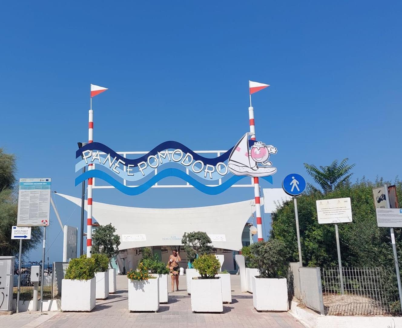Casa Sanabria Hotel Бари Екстериор снимка